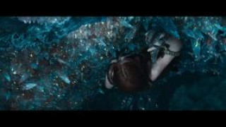 Кадр з фільму Діва проти біди