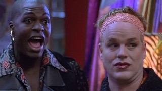 Кадр з фільму Бездоганна