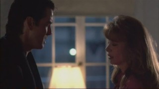 Кадр з фільму Дріт під напругою