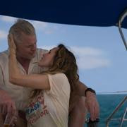 Кадр з фільму Небезпечні води