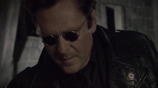 Кадр з фільму Братерство темряви