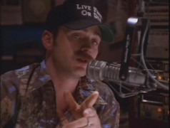 Кадр з фільму Невловимий