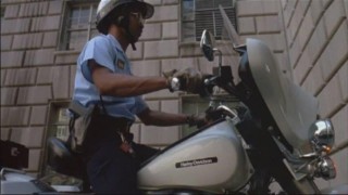 Кадр з фільму Дріт під напругою