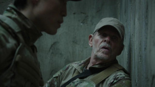 Кадр з фільму Агент Рекон