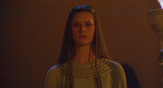 Кадр з фільму Пробудження із мертвих