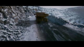 Кадр з фільму Льодовий дрифт