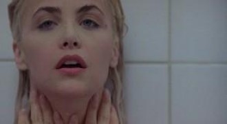 Кадр з фільму Злиття двох місяців