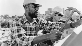 Кадр з фільму Містер Джонс