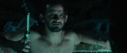 Кадр з фільму Небезпечний пасажир