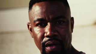 Кадр з фільму Сходження Сокола