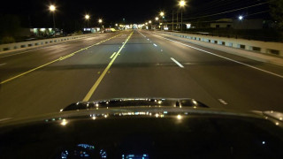 Кадр з фільму Небезпечний пасажир