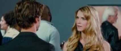 Кадр з фільму Кохаю твою дружину