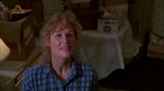 Кадр з фільму Максі