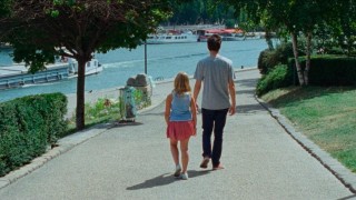 Кадр з фільму Аманда