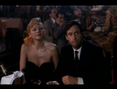 Кадр з фільму Божевільний медовий місяць