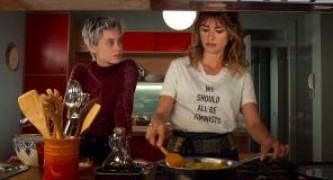 Кадр з фільму Паралельні матері