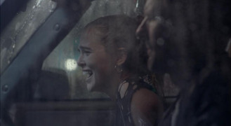 Кадр з фільму Квітка