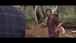 Кадр з фільму Ноша (Карґо)