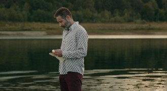 Кадр з фільму Зняття прокляття