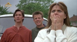 Кадр з фільму Зламані душі