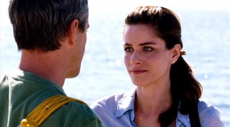 Кадр з фільму Гріффін і Фенікс: На краю щастя