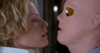 Кадр з фільму Невидимка