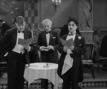 Кадр з фільму Вогні великого міста