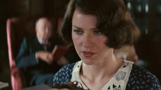 Кадр з фільму Розмальована вуаль