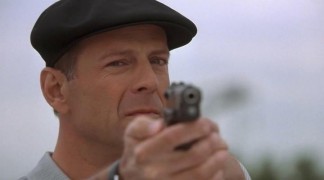 Кадр з фільму Дев'ять ярдів