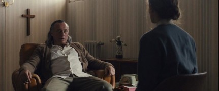 Кадр з фільму Колонія Дігнідад