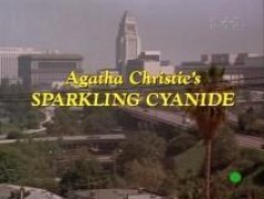 Кадр з фільму Агата Крісті. Шипучий ціанід