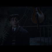 Кадр з фільму Пісня імен