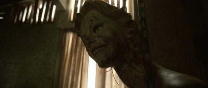 Кадр з фільму Пагорби мають очі