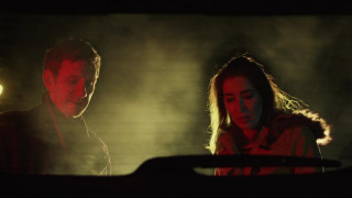 Кадр з фільму Небезпечний пасажир