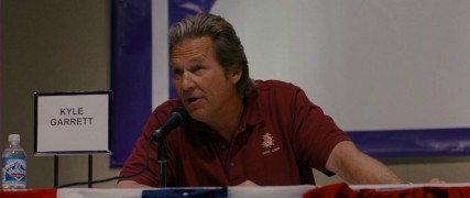 Кадр з фільму Відкрита дорога назад