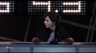 Кадр з фільму Маленька людина Тейт