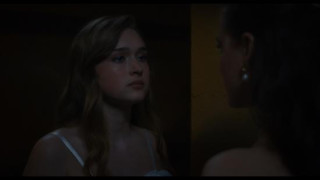 Кадр з фільму Вулиця страху: Королева випускного