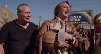 Кадр з фільму Вживані автомобілі