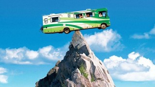 Кадр з фільму Божевільня на колесах