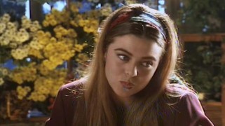 Кадр з фільму Жінка під дощем