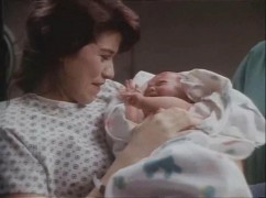 Кадр з фільму Викрасти дитину