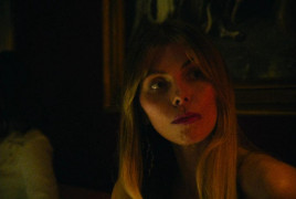 Кадр з фільму Учень. Історія Трампа