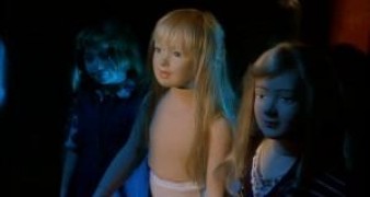 Кадр з фільму Холодне світло дня