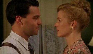 Кадр з фільму Забери мене додому