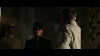 Кадр з фільму В очікуванні варварів