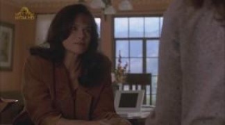 Кадр з фільму Небезпечна жінка