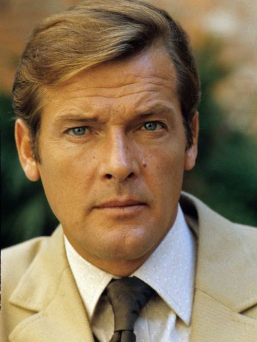 Фото Роджер Мур