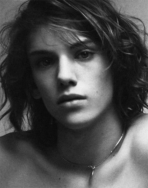 Фото Джеймі Кемпбелл Бовер