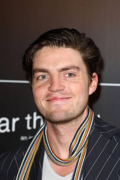 Фото Tom Burke